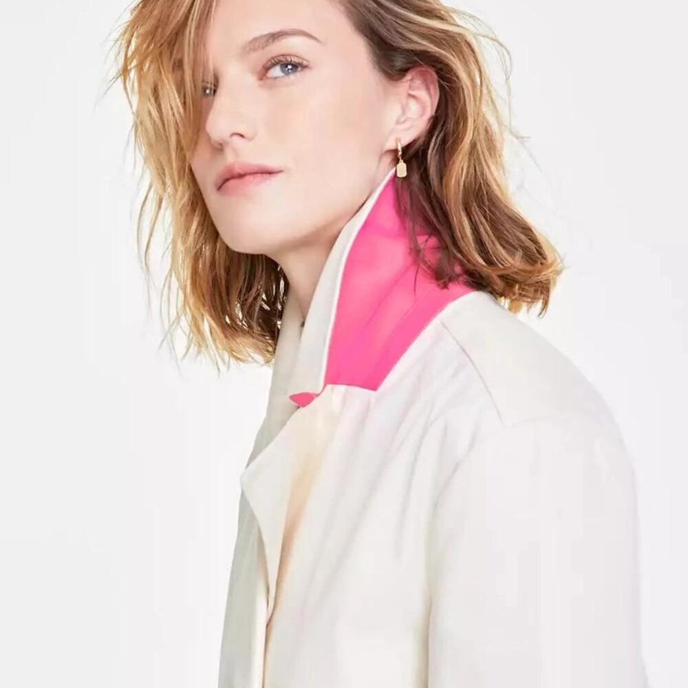 NWT Lightweigh Structured Twill Cream Peacoat W/ Hidden Color Block Pink Collar